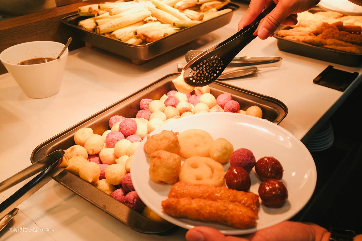 桃園吃到飽推薦｜饗厚牛排—399 元自助吧無限吃！排餐只要加價 59 元！桃園牛排推薦