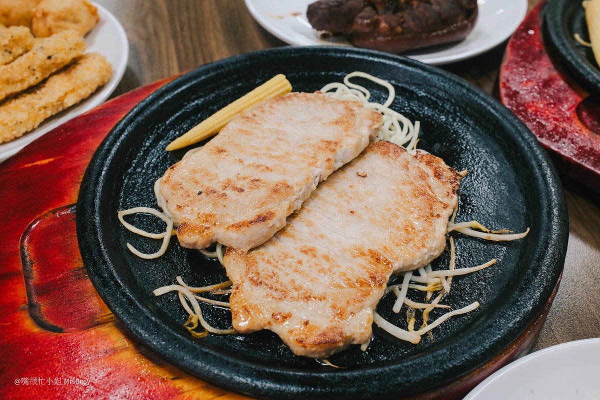 桃園吃到飽推薦｜饗厚牛排—399 元自助吧無限吃！排餐只要加價 59 元！桃園牛排推薦