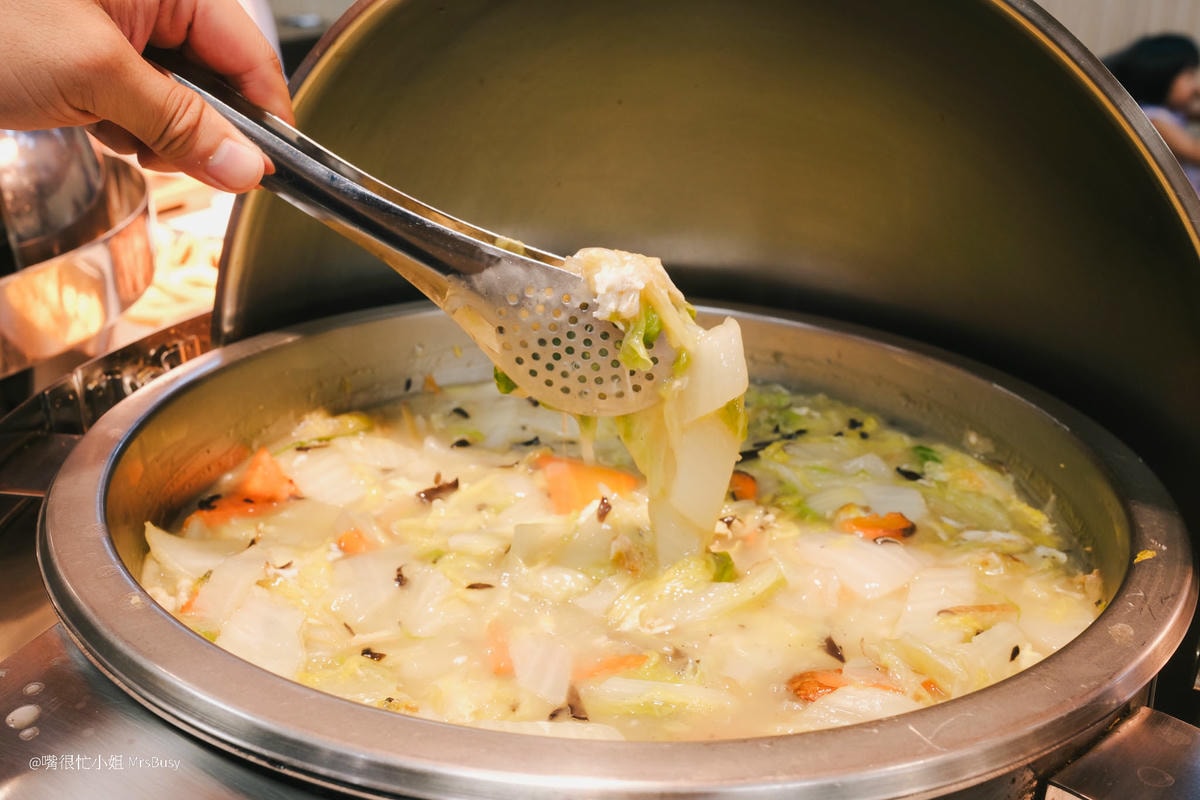 桃園吃到飽推薦｜饗厚牛排—399 元自助吧無限吃！排餐只要加價 59 元！桃園牛排推薦