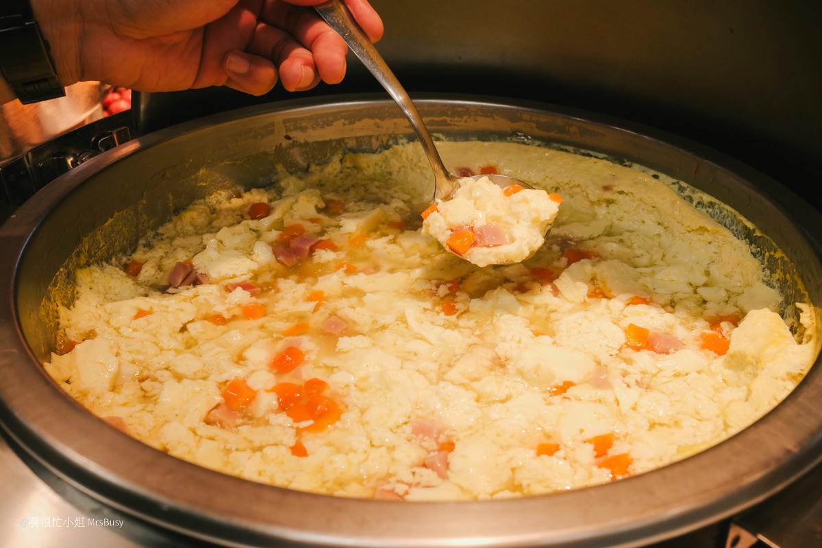 桃園吃到飽推薦｜饗厚牛排—399 元自助吧無限吃！排餐只要加價 59 元！桃園牛排推薦