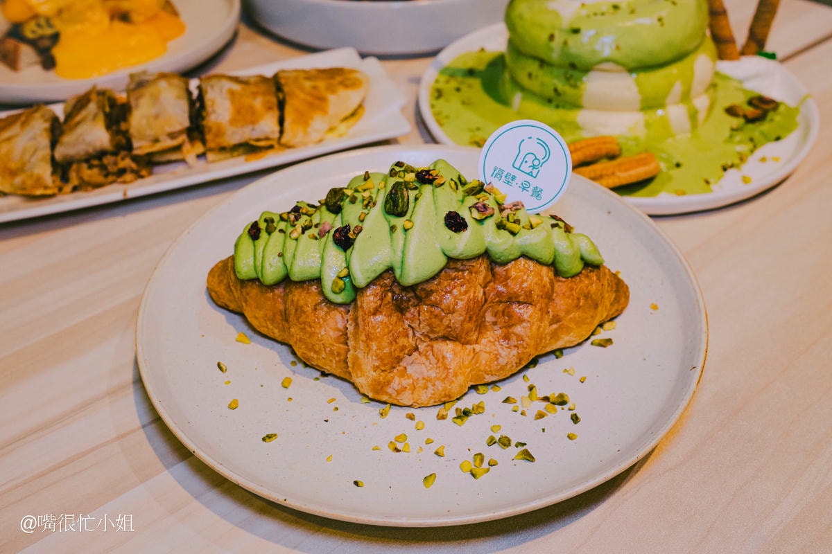 隔壁早餐-開心山丘