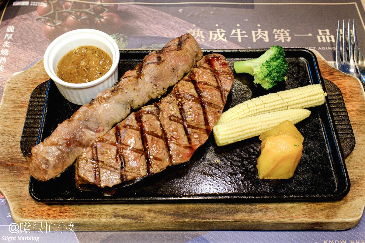 瀧厚炙燒熟成牛排蘆洲店｜蘆洲家樂福內的平價牛排館─九月會員超值買一送三