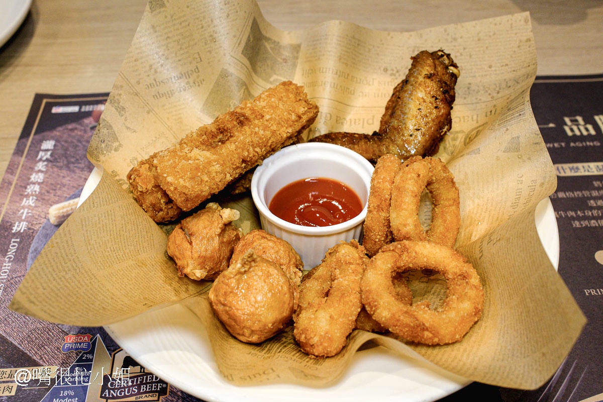 瀧厚炙燒熟成牛排蘆洲店｜蘆洲家樂福內的平價牛排館─九月會員超值買一送三