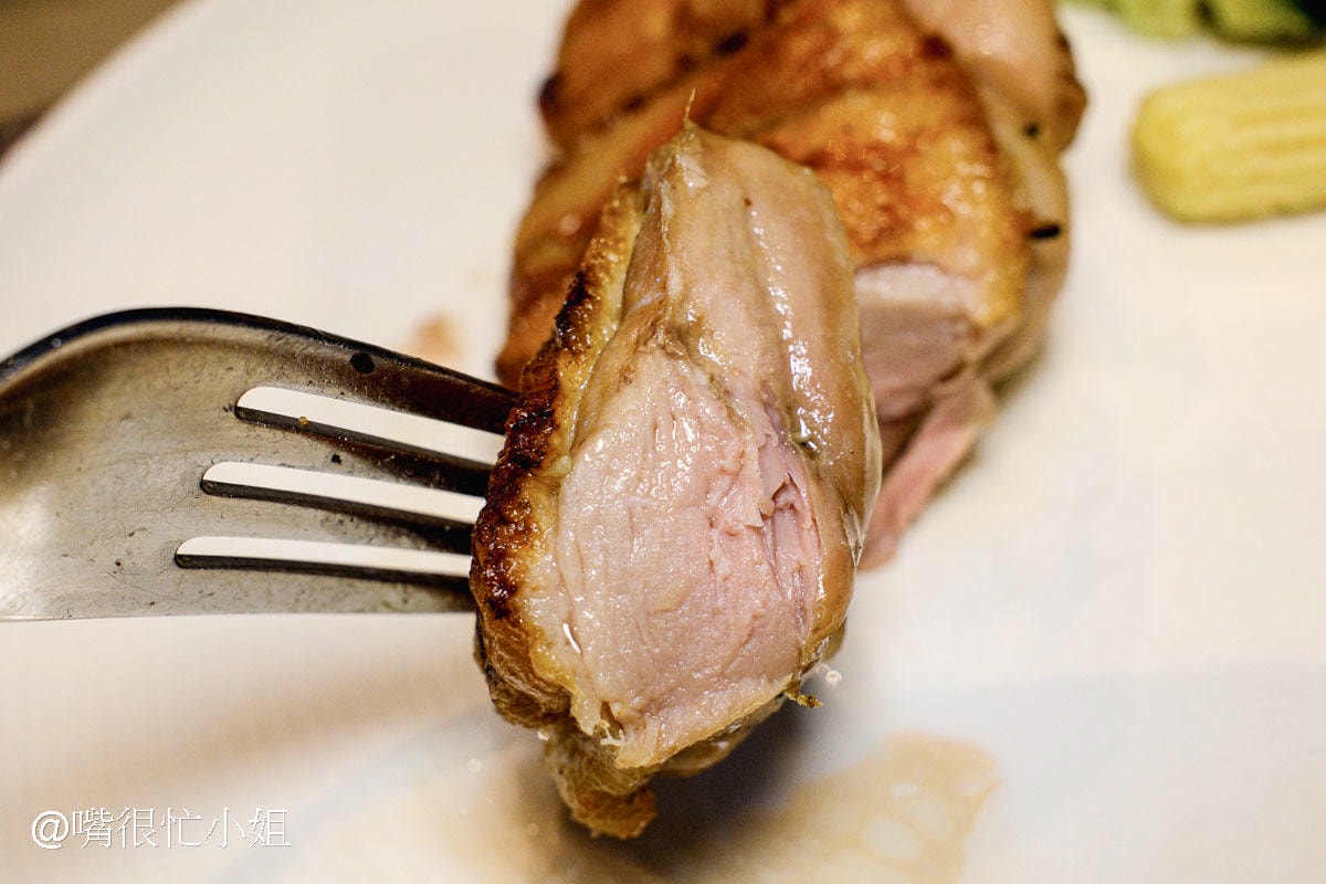 瀧厚炙燒熟成牛排蘆洲店｜蘆洲家樂福內的平價牛排館─九月會員超值買一送三