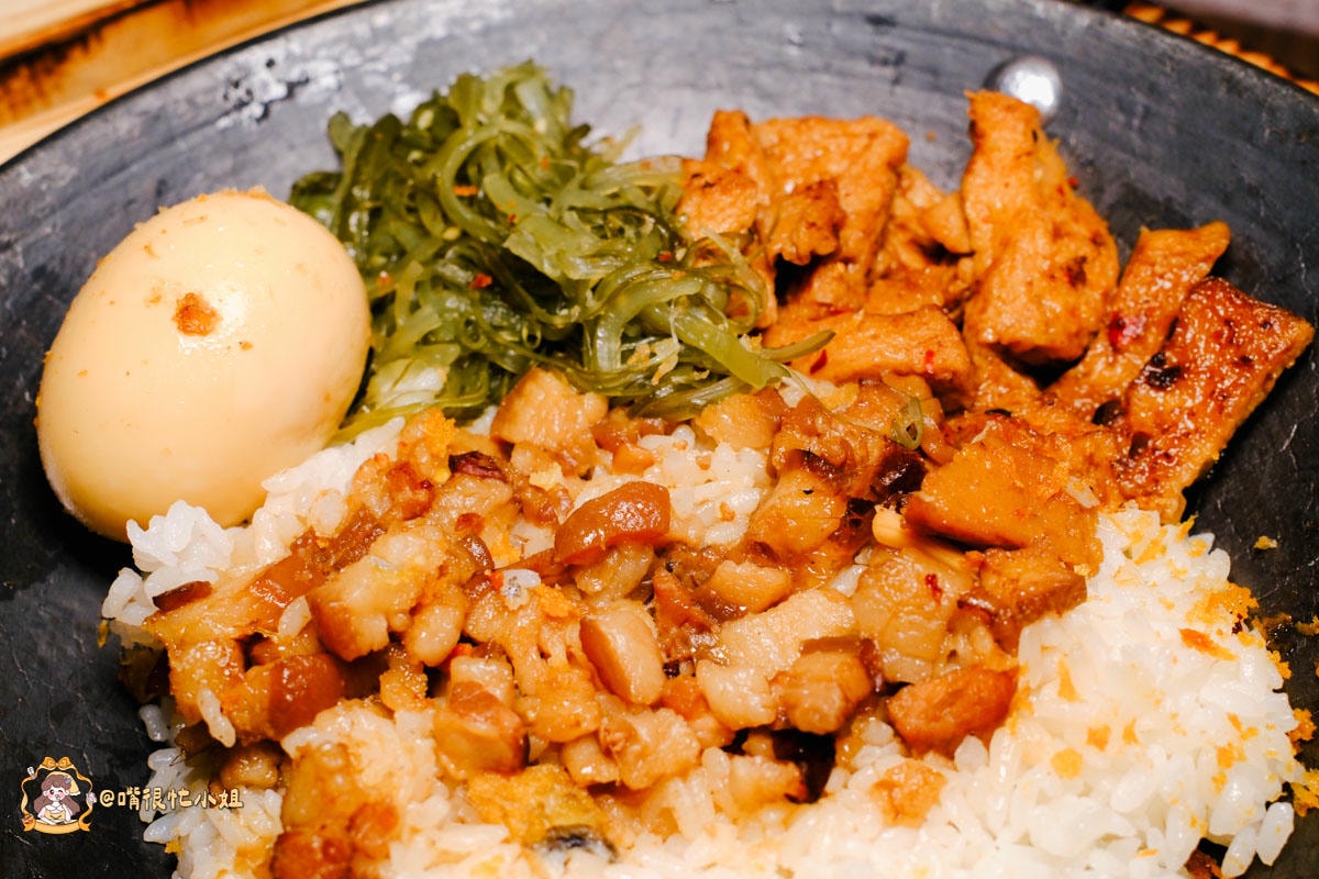 龜山美食｜上座古傳滷肉飯專賣店─把「灶台」搬上桌的雙人套餐