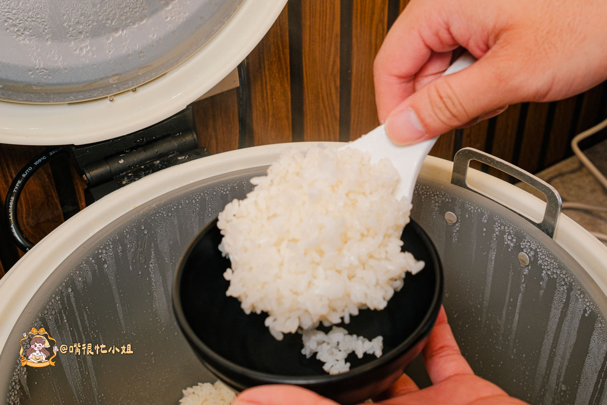 竹北火鍋推薦|鍋娘娘火鍋店:桌邊爆炒石頭鍋、自助吧吃到飽,這間小火鍋真的很厲害 - 第10張圖 竹北火鍋推薦|鍋娘娘火鍋店:桌邊爆炒石頭鍋、自助吧吃到飽,這間小火鍋真的很厲害