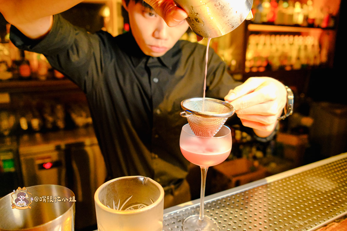 台北餐酒館推薦｜Got JIOU 餐酒館—仁愛路療傷系酒吧，調酒跟餐點都超級有創意