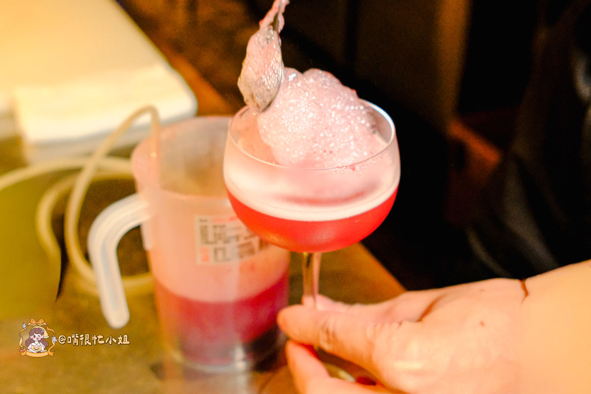 台北餐酒館推薦｜Got JIOU 餐酒館—仁愛路療傷系酒吧，調酒跟餐點都超級有創意