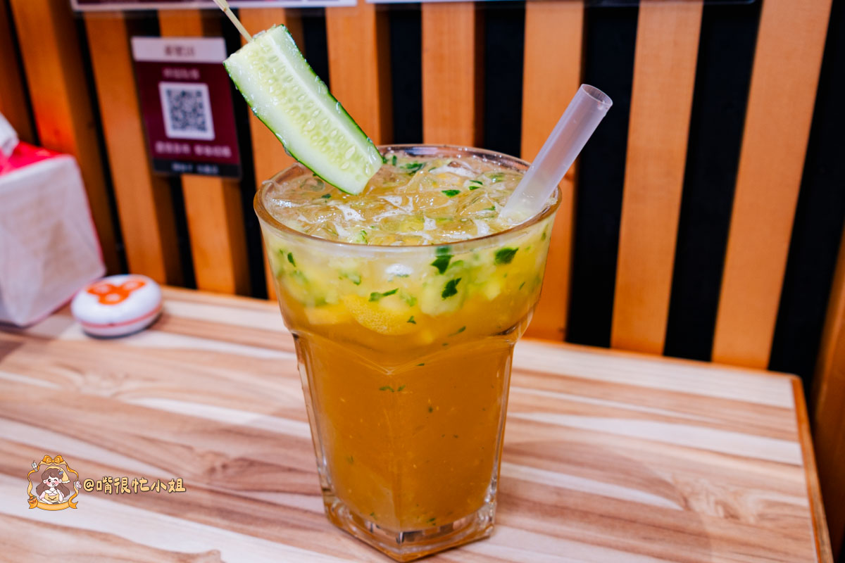 新竹美食推薦｜爆川辣妹子烤魚—重慶老闆娘來台開店，新竹站前必吃麻辣烤魚火鍋