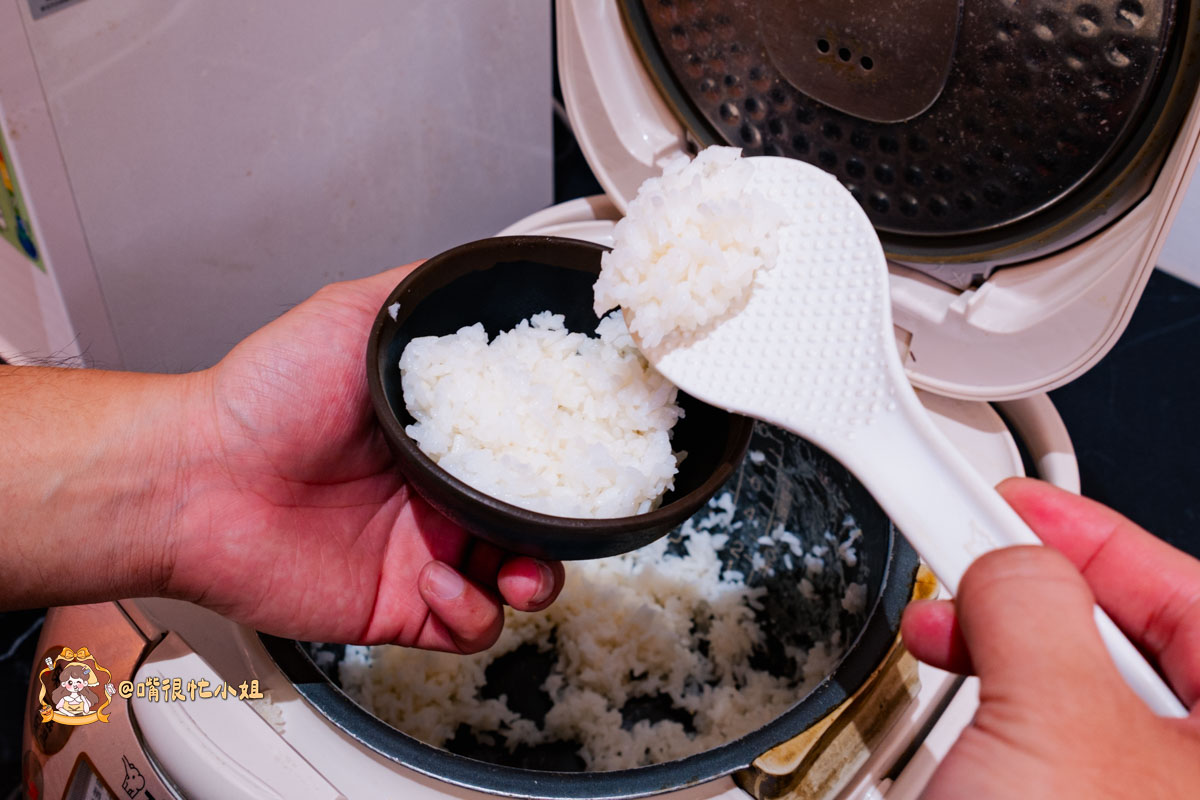 新竹美食推薦｜爆川辣妹子烤魚—重慶老闆娘來台開店，新竹站前必吃麻辣烤魚火鍋