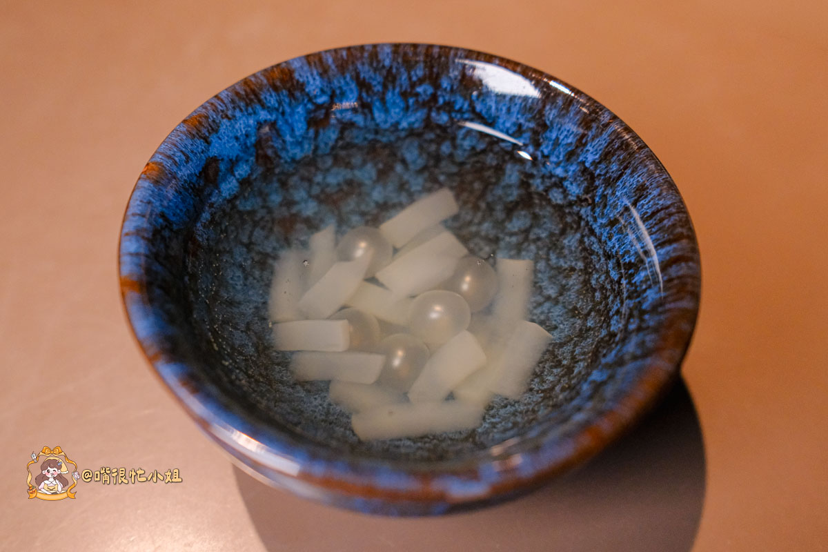 西門町酒吧推薦｜無心戒酒互助會 Nonsense Bar 武昌分會—台式小吃主題調酒很特別