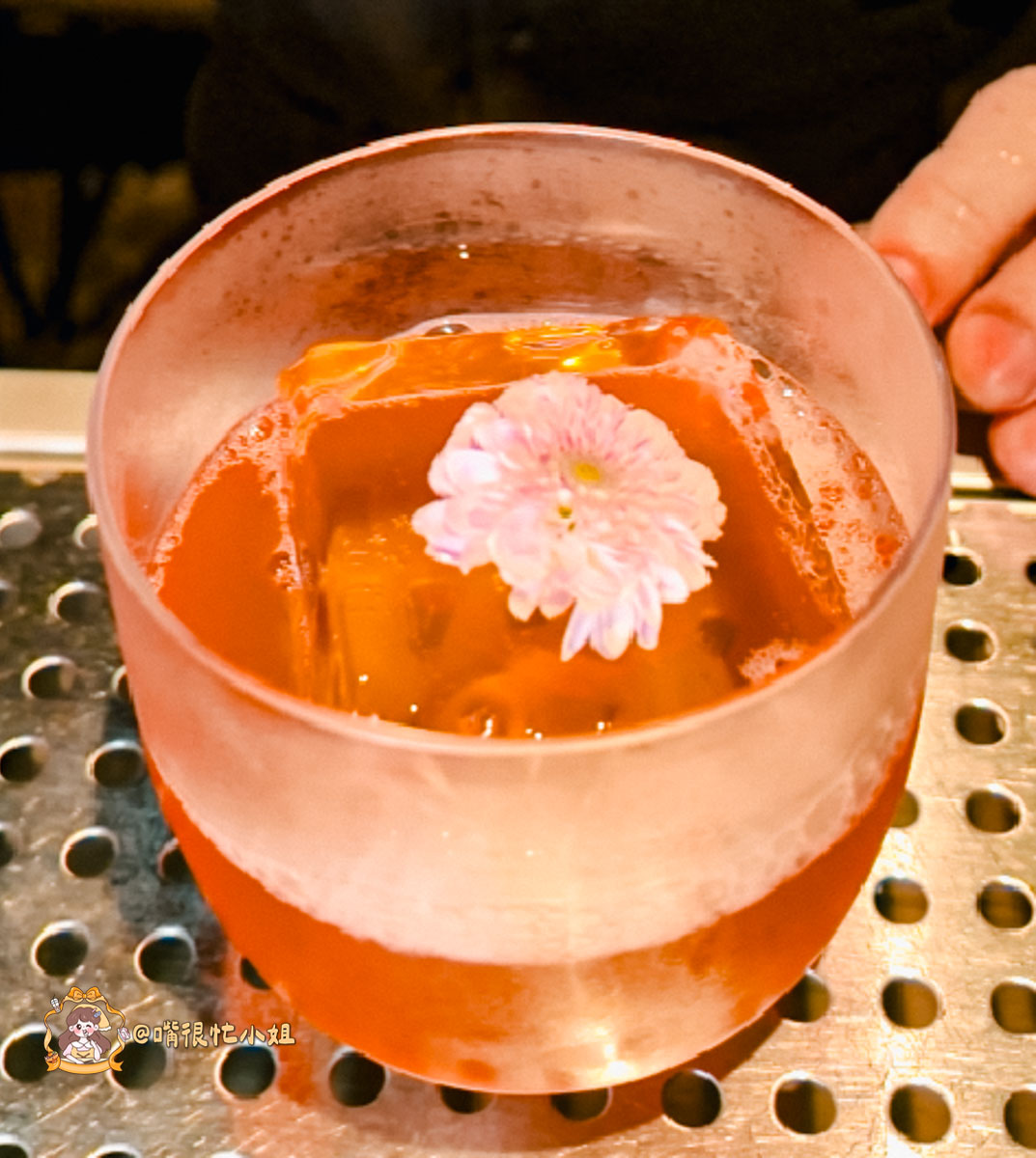 台北餐酒館推薦｜Got JIOU 餐酒館—仁愛路療傷系酒吧，調酒跟餐點都超級有創意