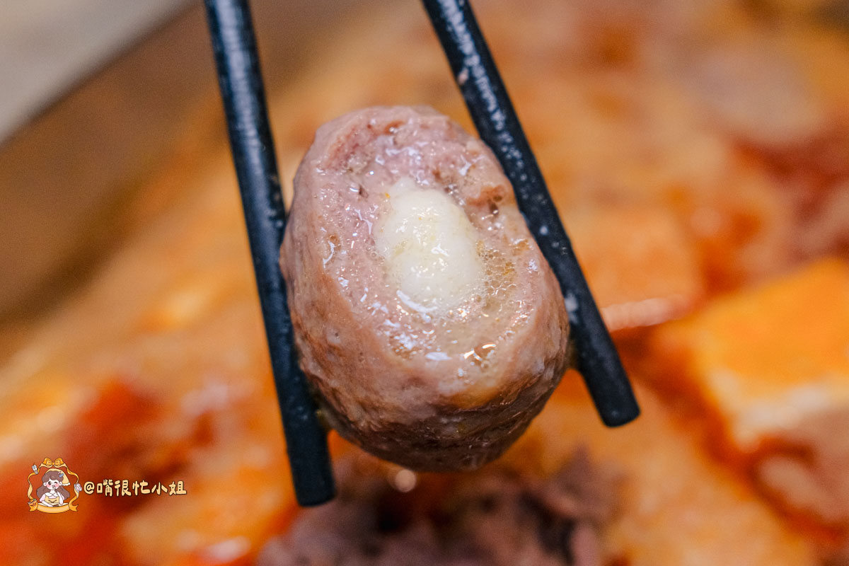 內湖麻辣鍋推薦｜四川龍府麻辣鍋─壽星幾歲送幾隻蝦、東湖美食必吃