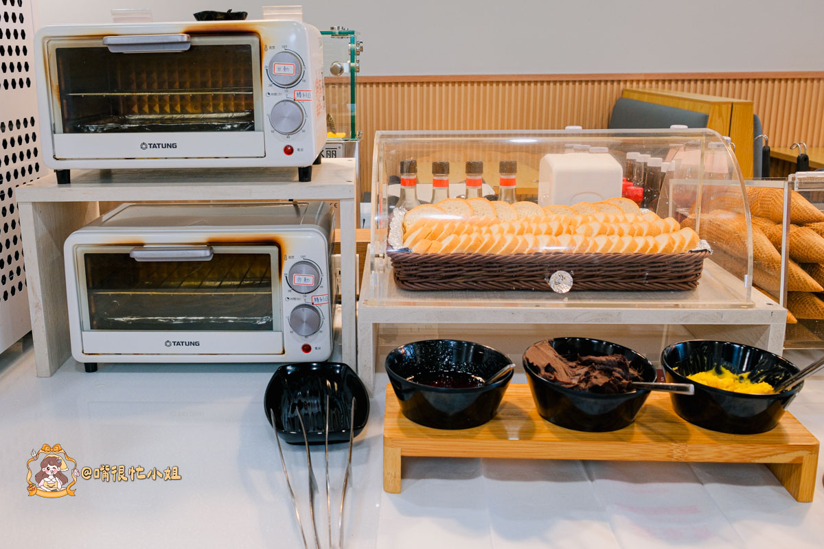 新莊牛排推薦｜孫東寶 PLUS 新莊化成店─自助吧升級吃到飽的台式牛排