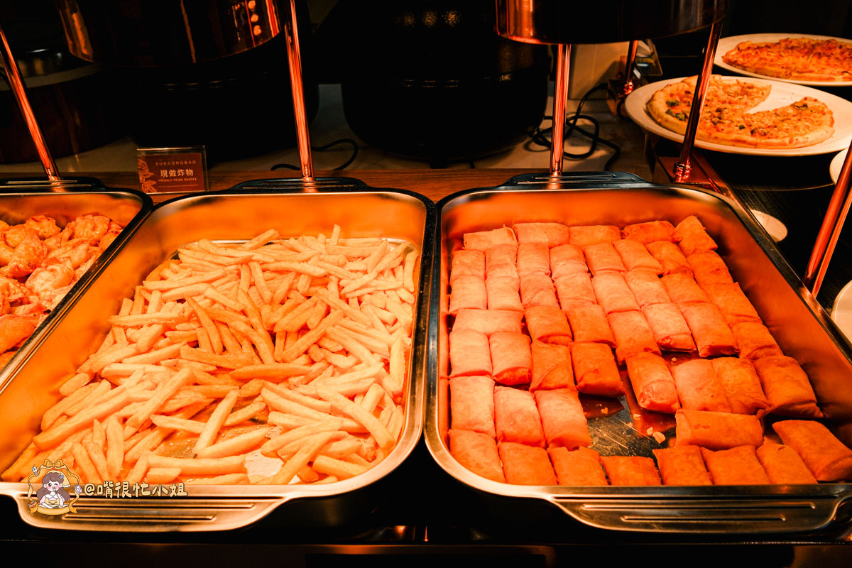 新莊牛排推薦｜孫東寶 PLUS 新莊化成店─自助吧升級吃到飽的台式牛排