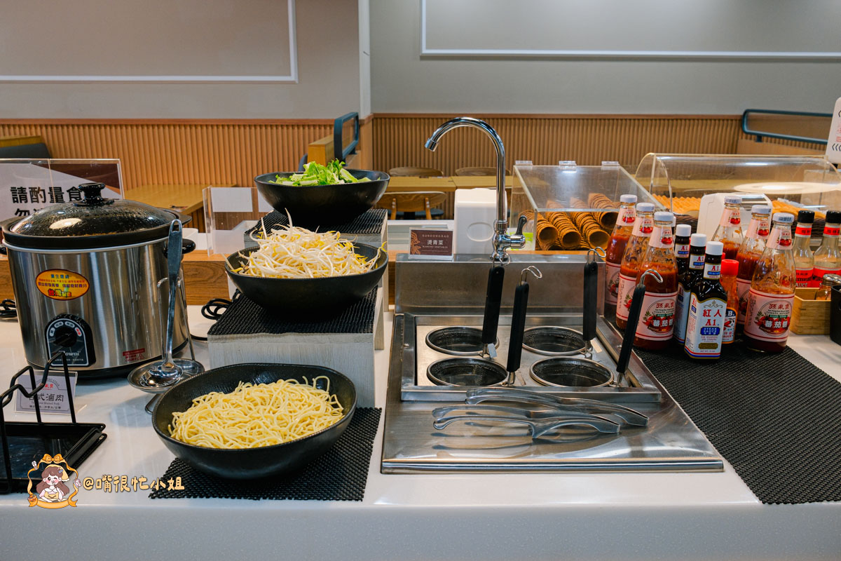 新莊牛排推薦｜孫東寶 PLUS 新莊化成店─自助吧升級吃到飽的台式牛排