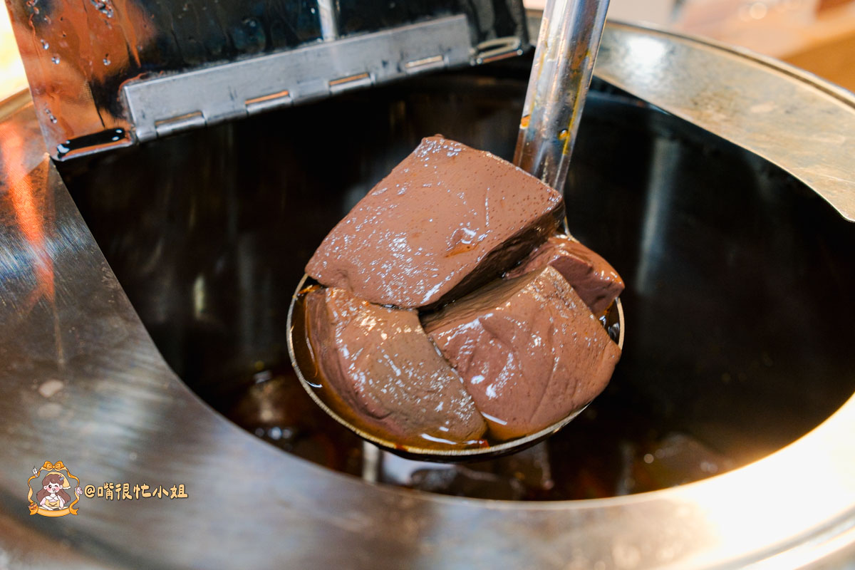 新莊牛排推薦｜孫東寶 PLUS 新莊化成店─自助吧升級吃到飽的台式牛排