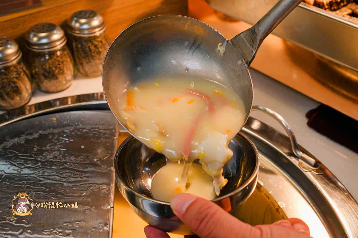 新莊牛排推薦｜孫東寶 PLUS 新莊化成店─自助吧升級吃到飽的台式牛排