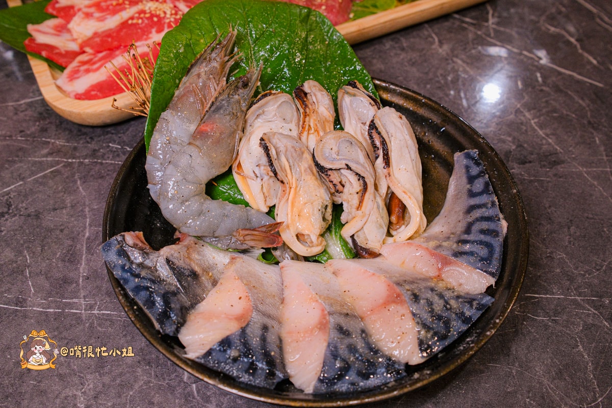 中壢燒肉推薦｜林燒肉—中原商圈蠟筆小新主題燒肉店，$999雙人套餐＋KTV歡唱一次滿足桃園中壢美食