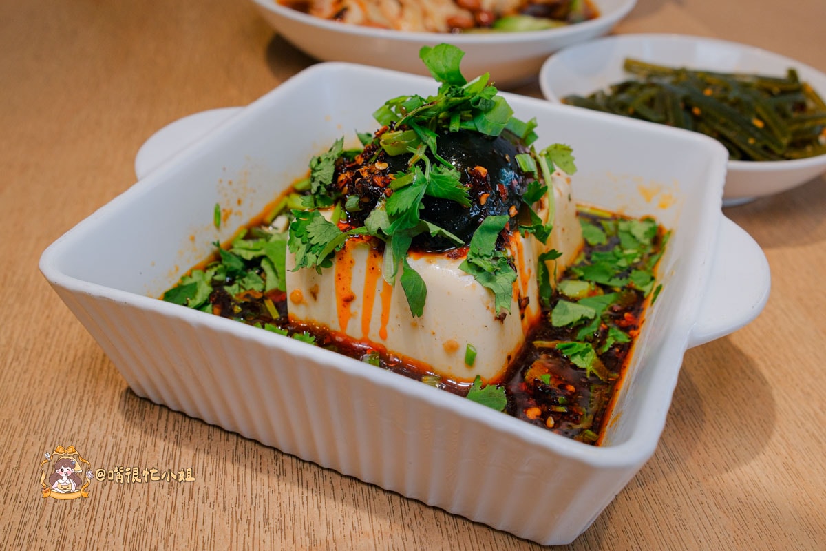 蘆洲美食推薦｜一面之緣襄楚麵食館—武漢熱乾麵超道地！酸辣粉、三寶牛肉麵必吃