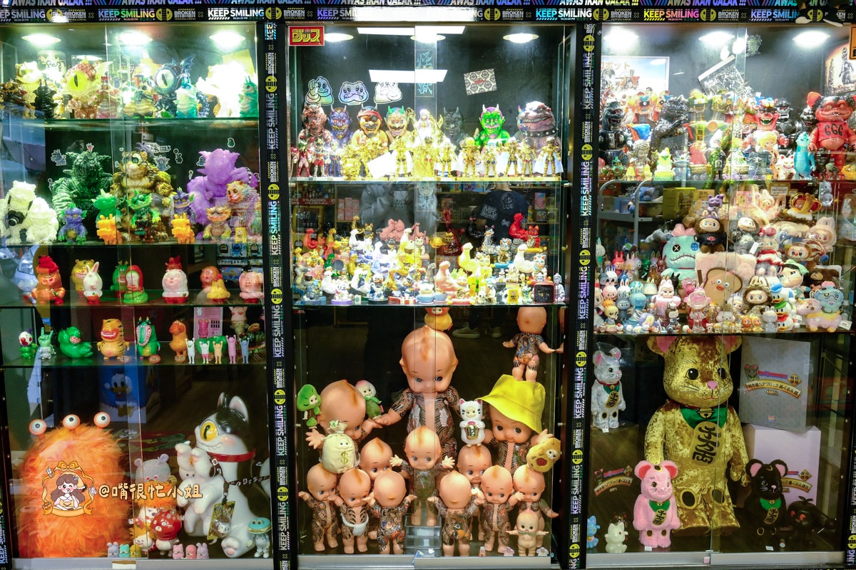 信義區盲盒｜腦弱星球—三盒$200盲盒挖寶天堂，POP MART、公仔、動漫IP一次逛