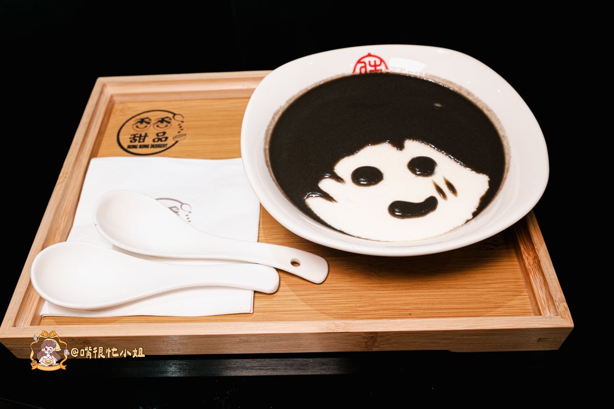 西門甜品推薦｜香香甜品西門店—深夜也吃得到的港式甜湯，榴槤控直接收藏！