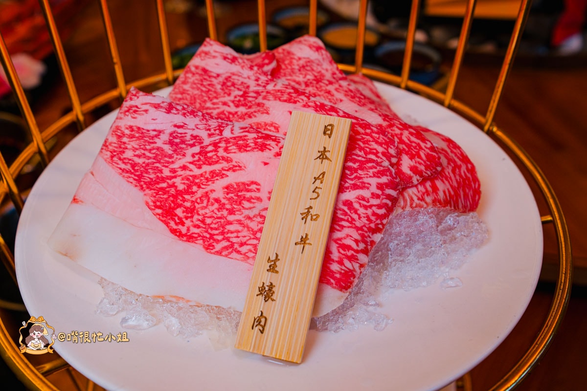 鶯歌火鍋吃到飽｜吾王開鍋-鶯歌旗艦店—1588爽吃松葉蟹腳＋日本A5和牛，聚餐必收口袋名單