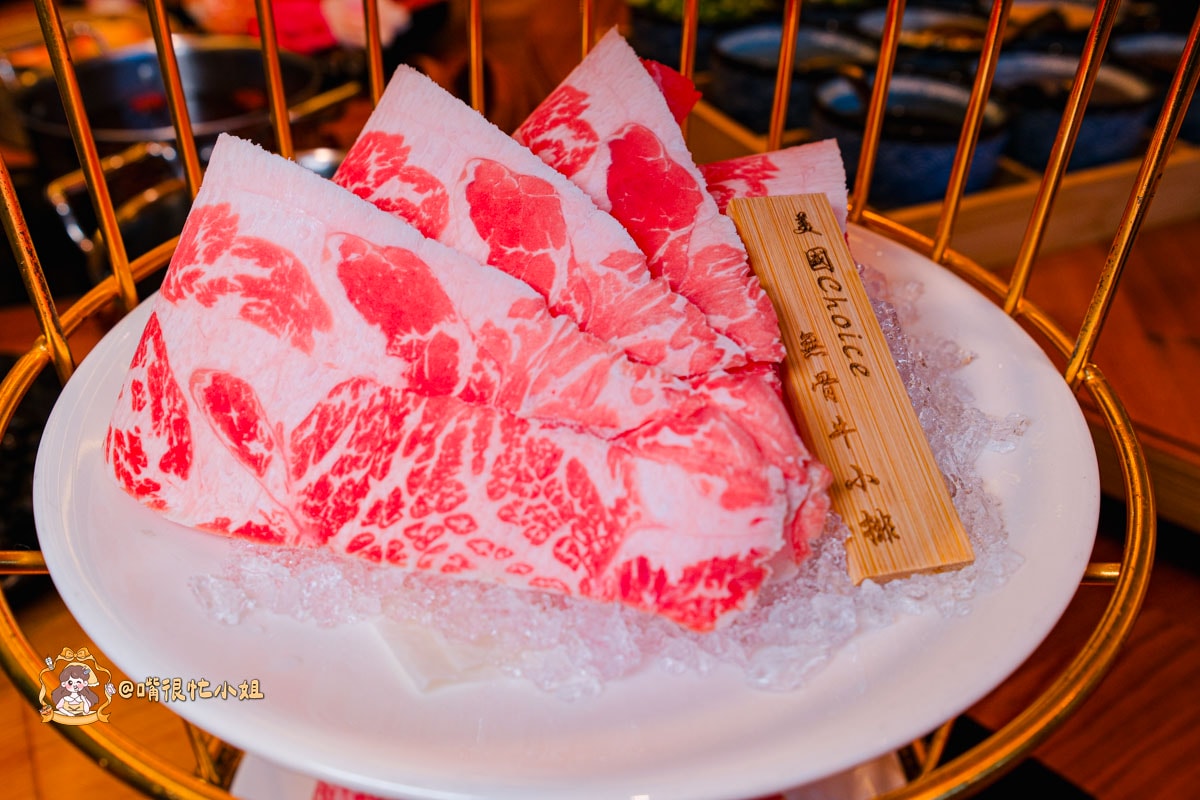 鶯歌火鍋吃到飽｜吾王開鍋-鶯歌旗艦店—1588爽吃松葉蟹腳＋日本A5和牛，聚餐必收口袋名單