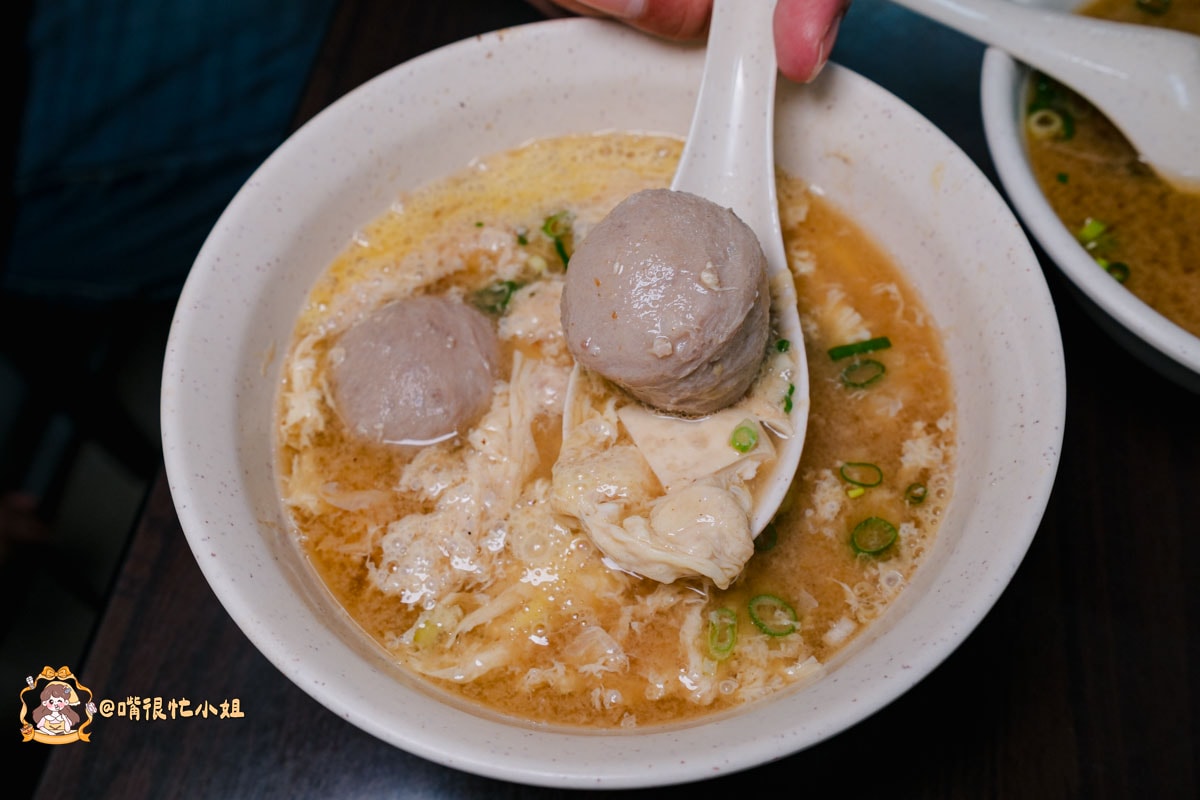 北投林家涼麵｜自強街人氣涼麵推薦，雙寶涼麵、味噌湯與自製酸辣醋必加