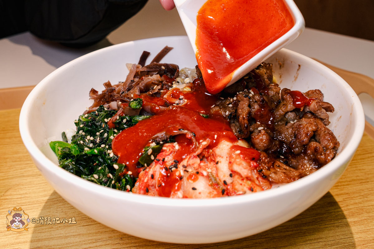 台北大安區國父紀念館站美食｜一樣韓式—延吉街平價韓式料理，小菜白飯魚板湯無限續，不收服務費