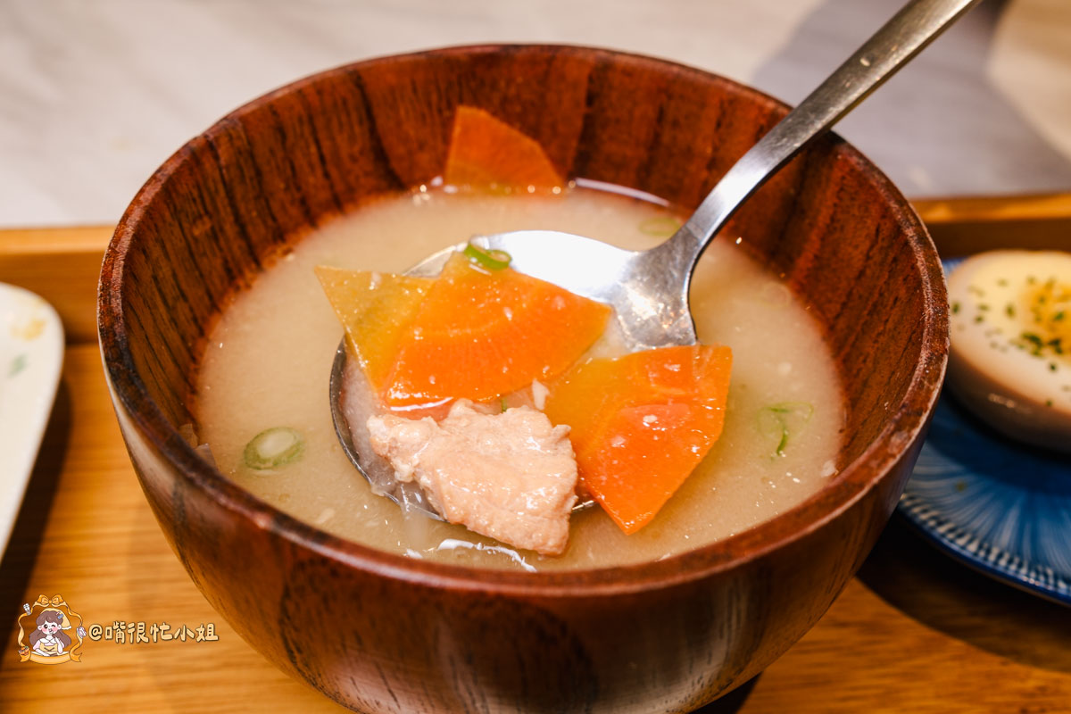板橋新埔美食｜風日洋食—新埔站步行5分鐘，藏在巷弄裡的宮崎駿系日式洋食餐廳