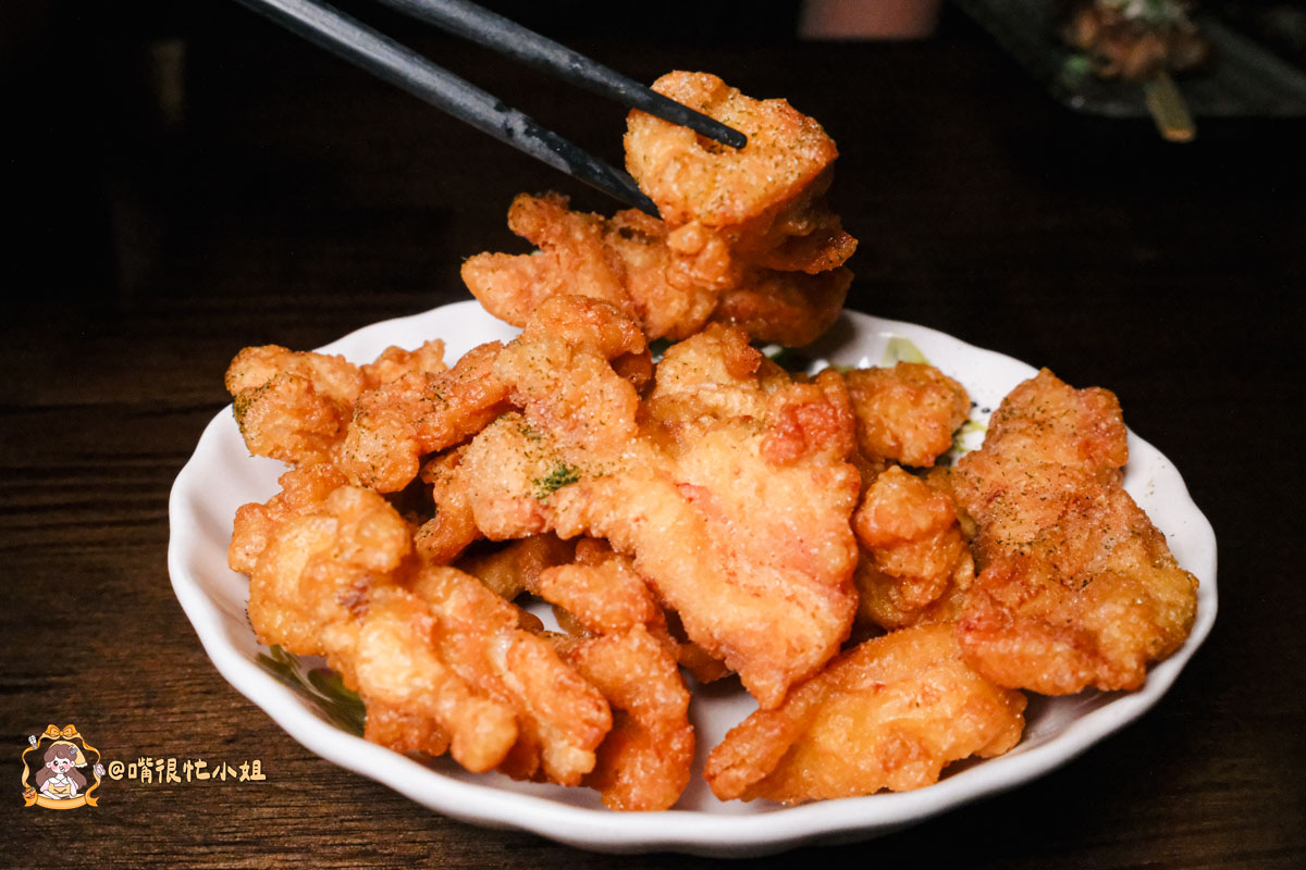 台北松山居酒屋推薦｜老菘田居酒屋南京店—南京三民站宵夜聚餐必收！炭火串燒、清酒蛤蜊、鮭魚炒飯都好吃