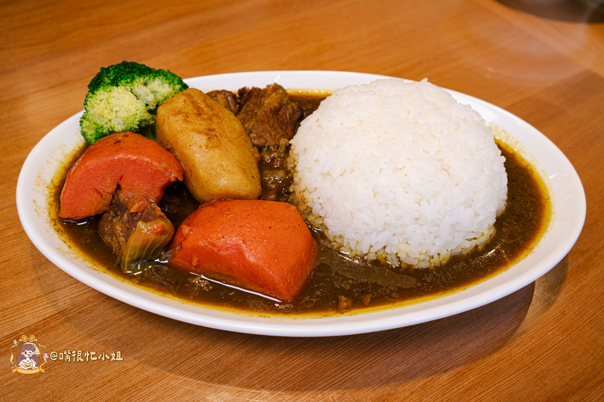中和美食｜獅埜火雞肉飯中原店—嘉義系火雞肉飯、每日限量咖哩牛腩與厚實火雞肉切盤