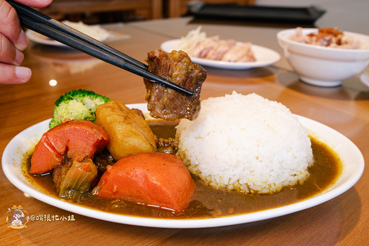 中和美食｜獅埜火雞肉飯中原店—嘉義系火雞肉飯、每日限量咖哩牛腩與厚實火雞肉切盤